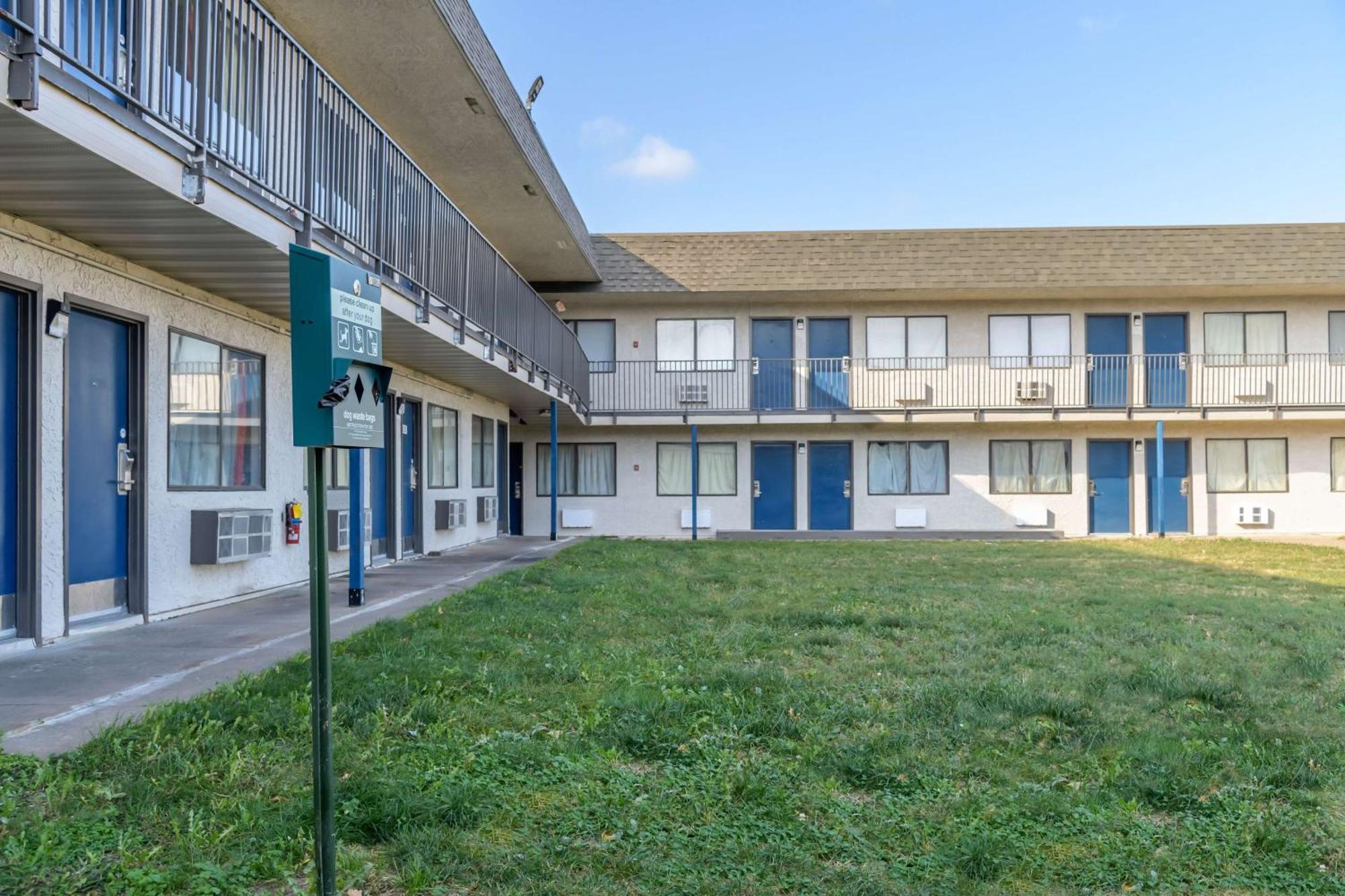 Home 6 Motel Topeka Kültér fotó