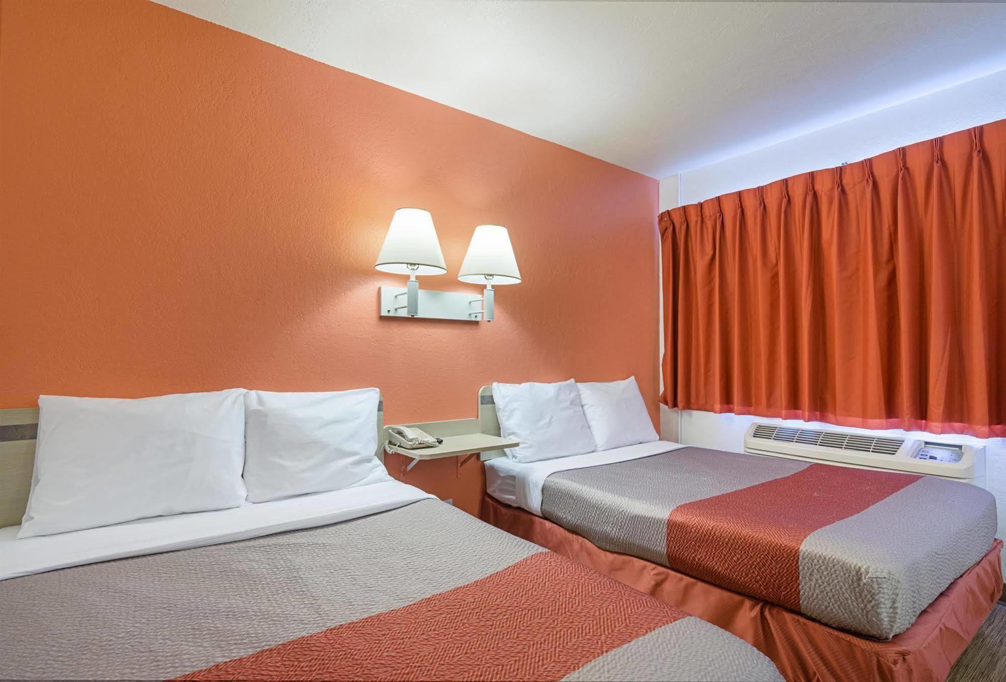 Home 6 Motel Topeka Kültér fotó
